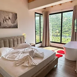 https://nemercka.albaniahotels.org